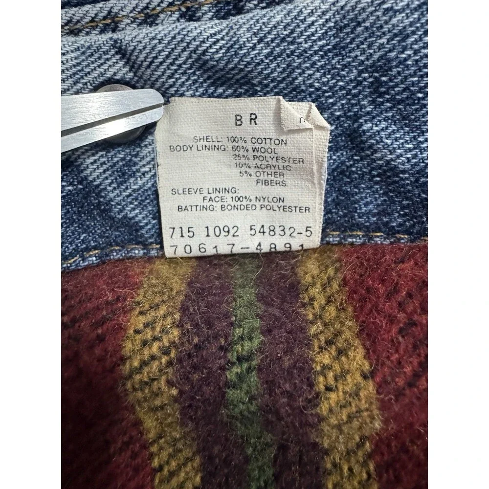 Vtg 90s Levi’s 70617 Aztec Blanket Lined Denim Trucker Jacket S USA Made 1092